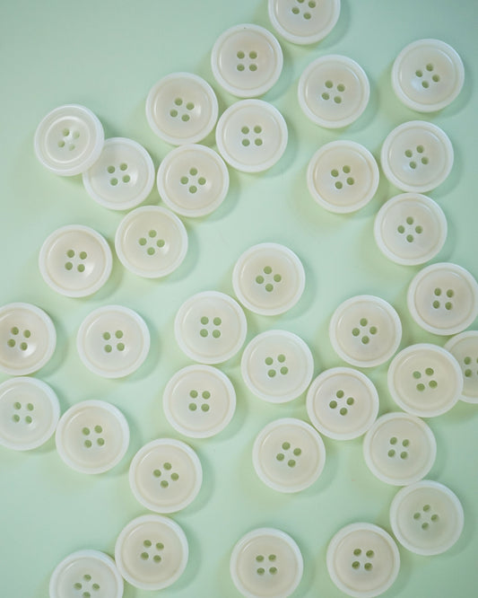 Milk 7/8" Corozo Nut Buttons