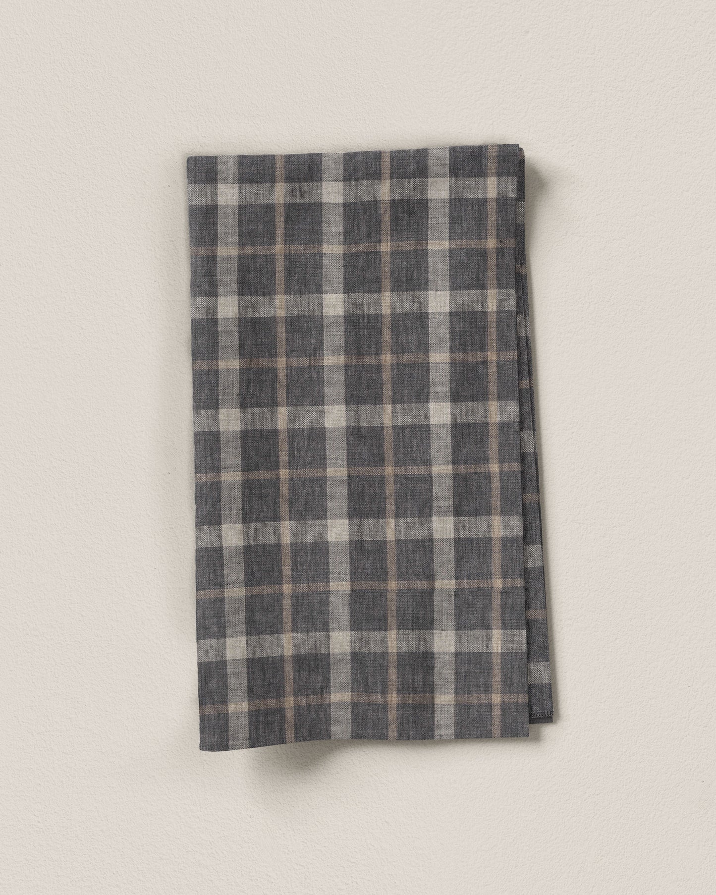 Onyx Cabin Plaid Linen - 1 Yard Remnant