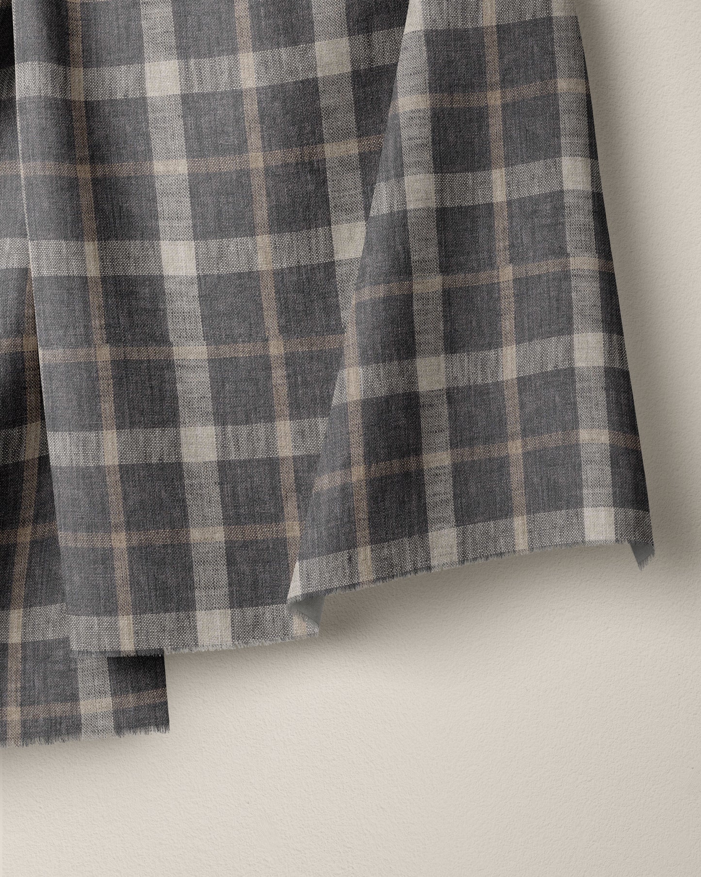 Onyx Cabin Plaid Linen - 1 Yard Remnant