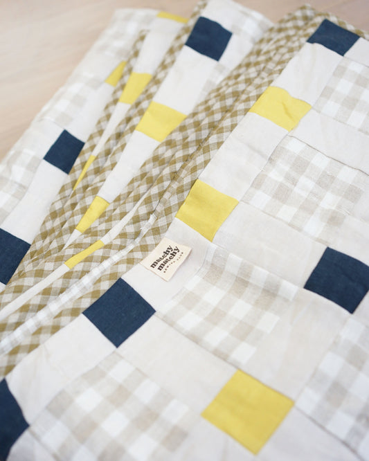 The Picnic Square Quilt is here!