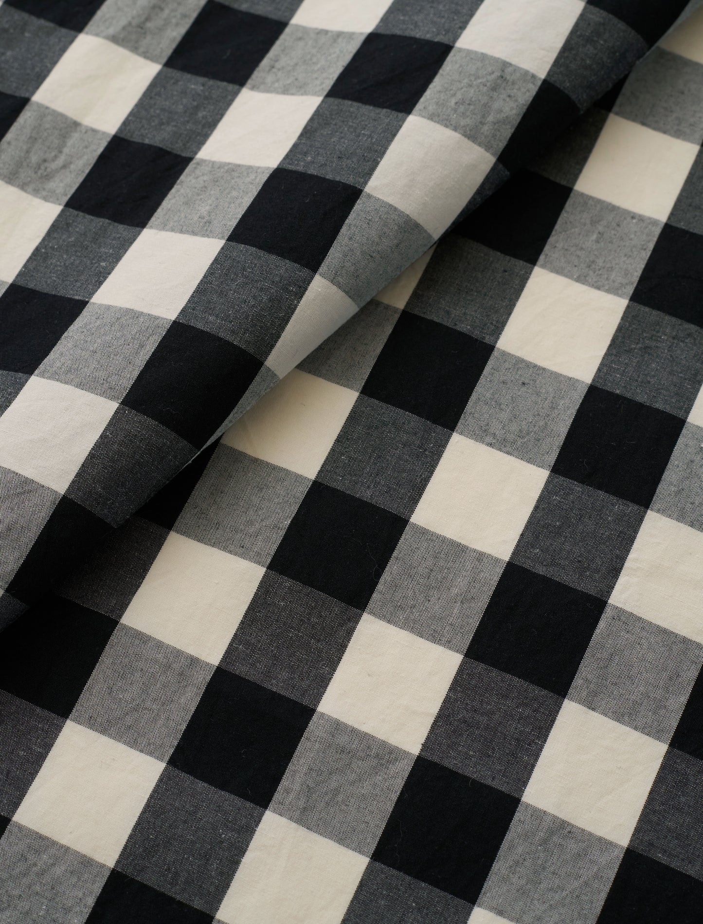 Black Medium Gingham Premium Cotton