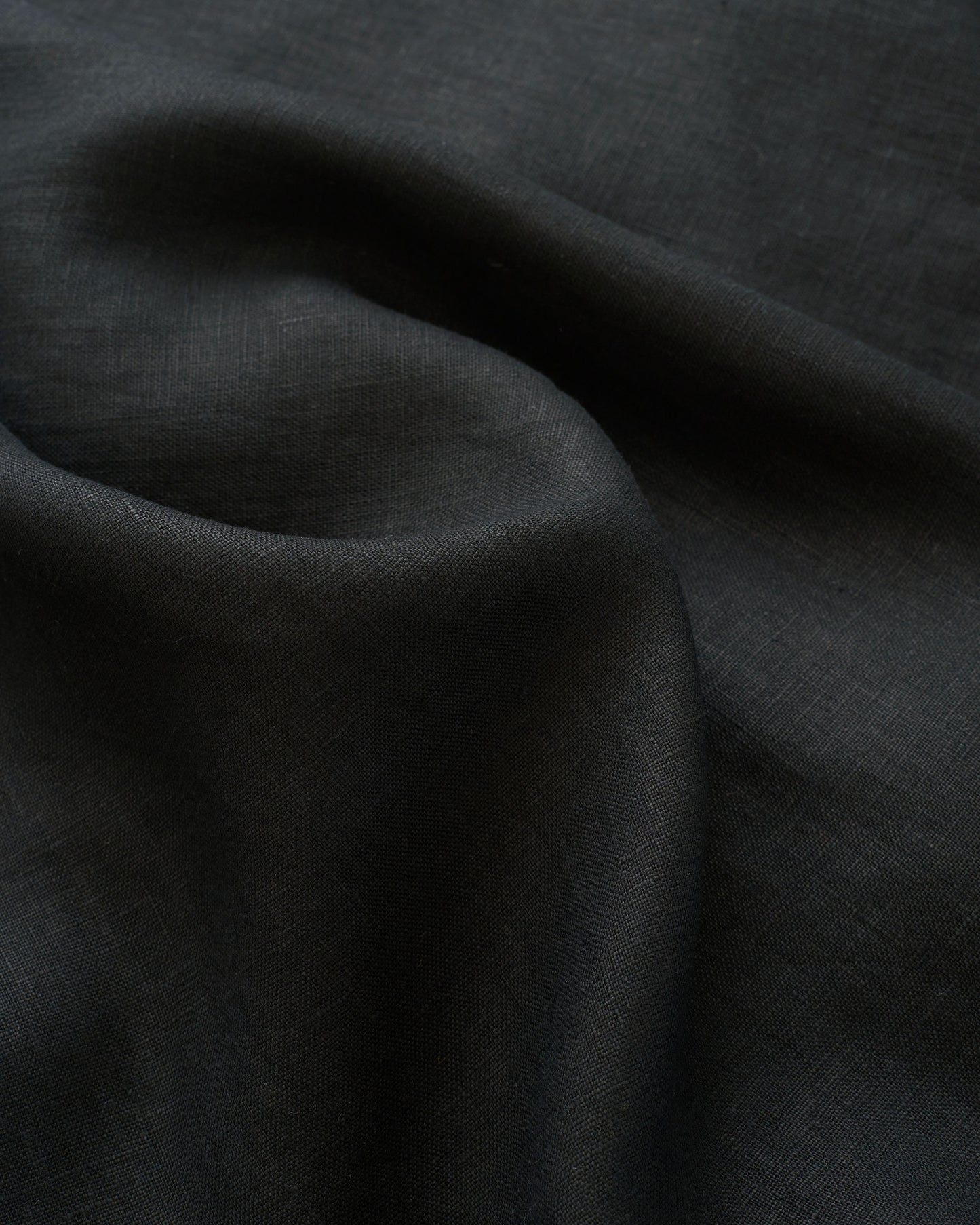 Black Cloud Linen