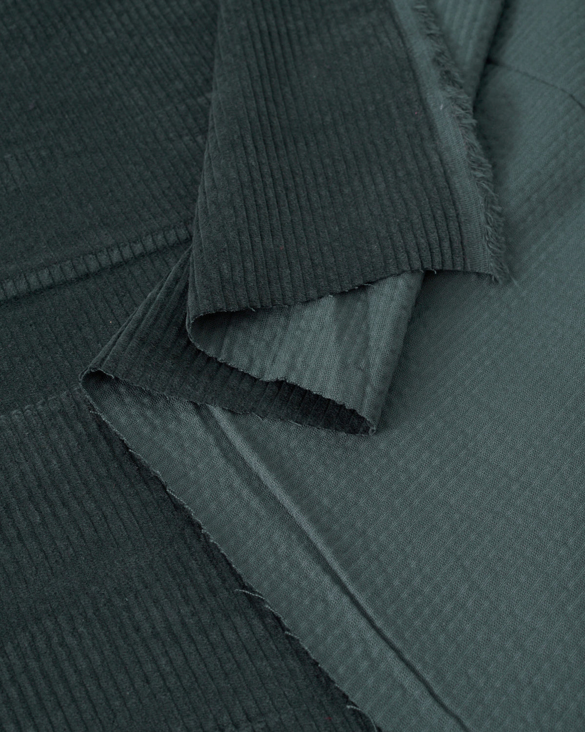 Relaxed 6 Wale Soft Washed Corduroy - Deep Sea
