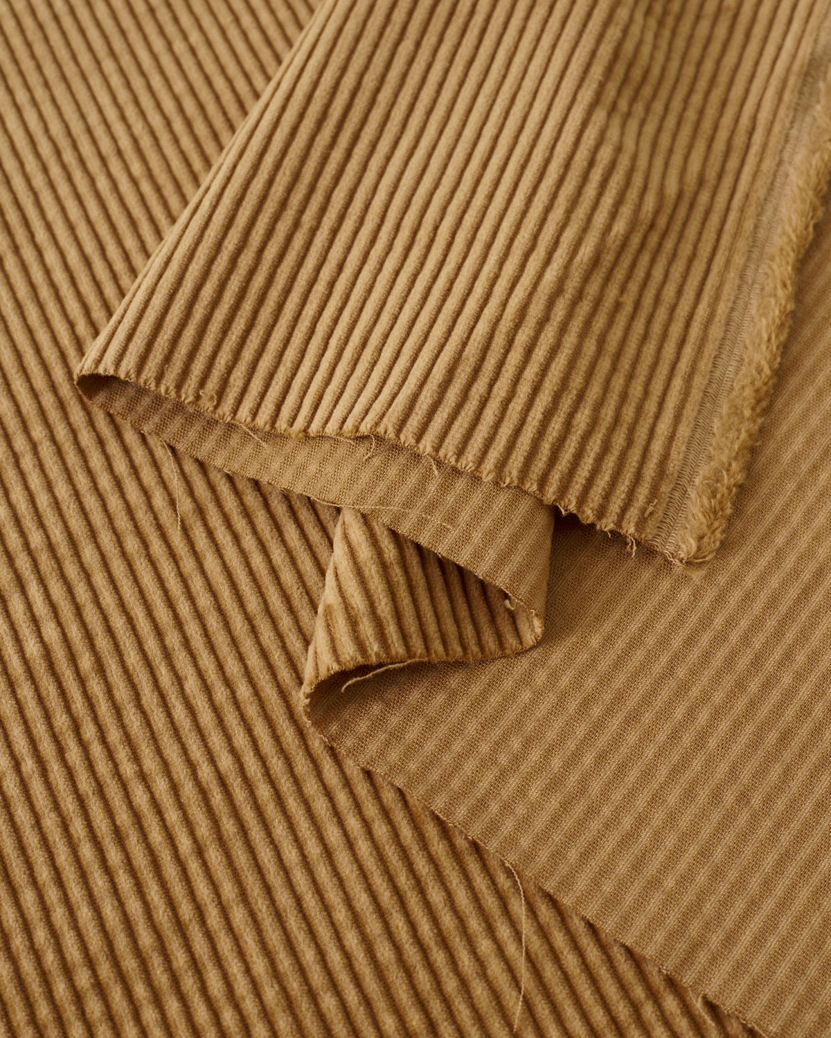 Relaxed 6 Wale Soft Washed Corduroy - Graham Cracker