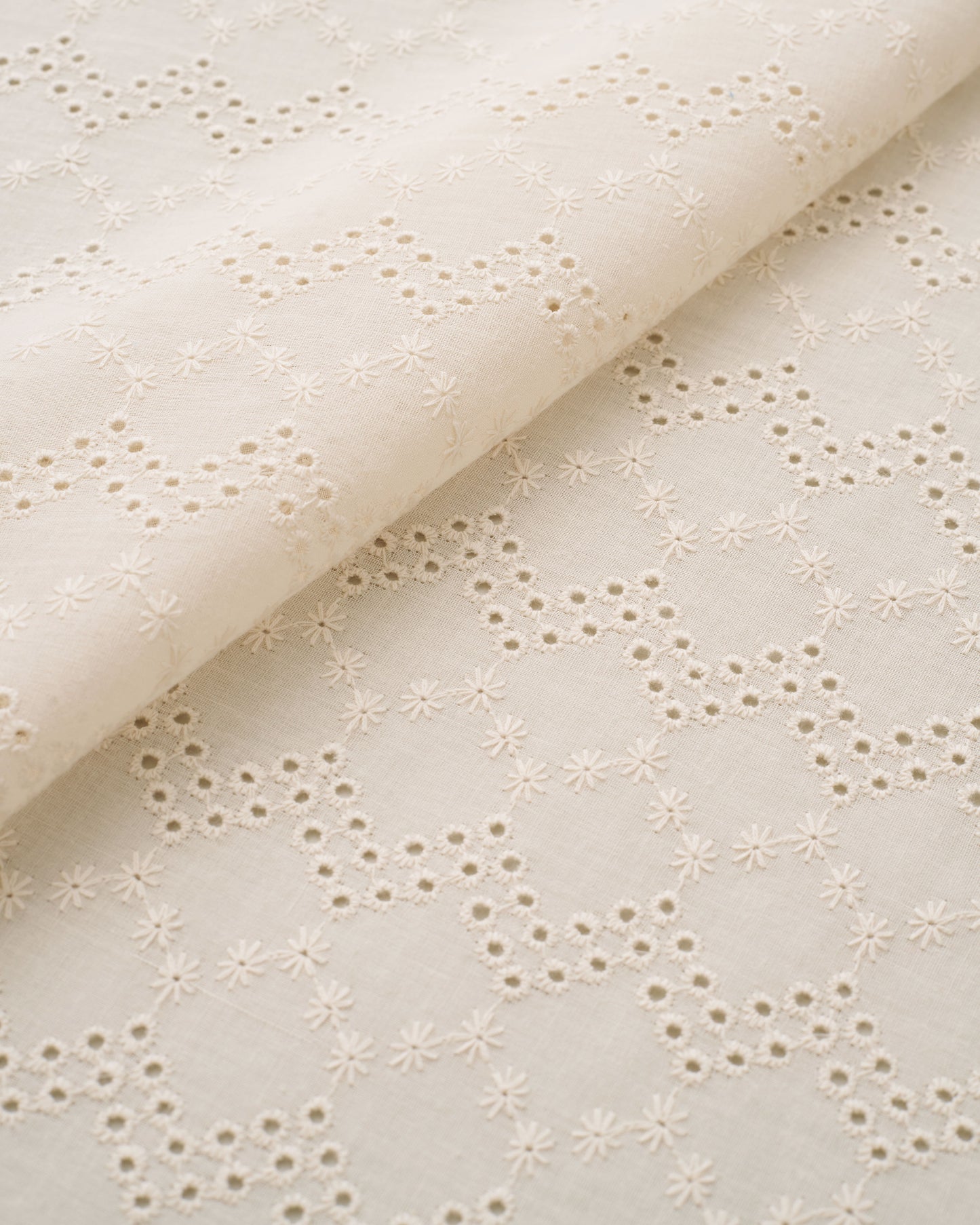 Oat Honeycomb Cotton Eyelet