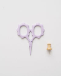 Lavender Scallop Handle Embroidery Scissors