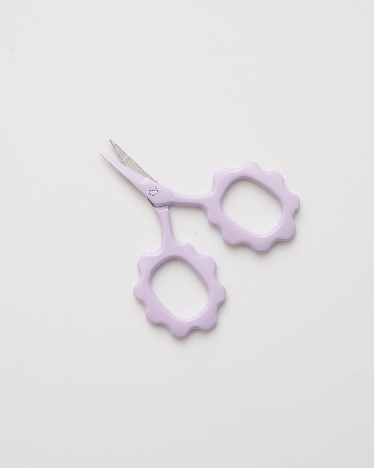 Lavender Scallop Handle Embroidery Scissors