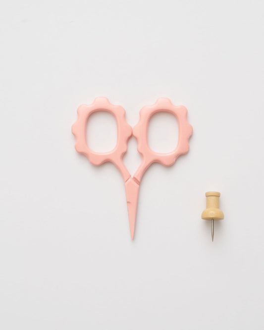 Pink Scallop Handle Embroidery Scissors