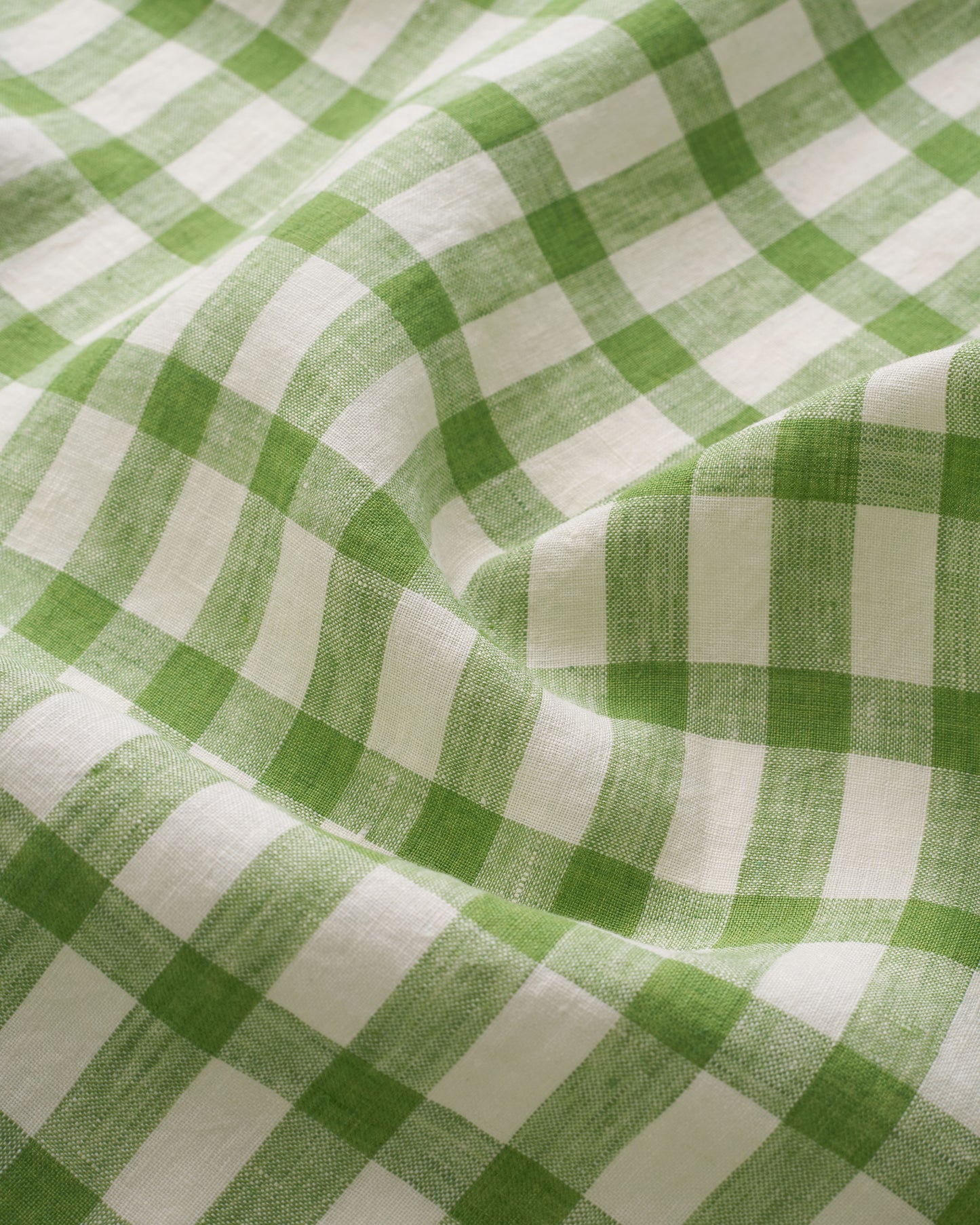 Snap Pea Elongated Gingham Washed Linen